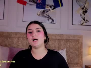 zoe_moon__