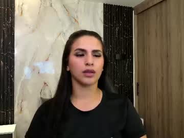 chloe_toms