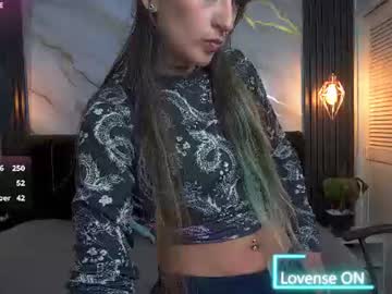 dark_dominika