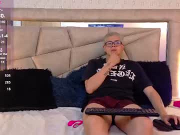 evie_demn