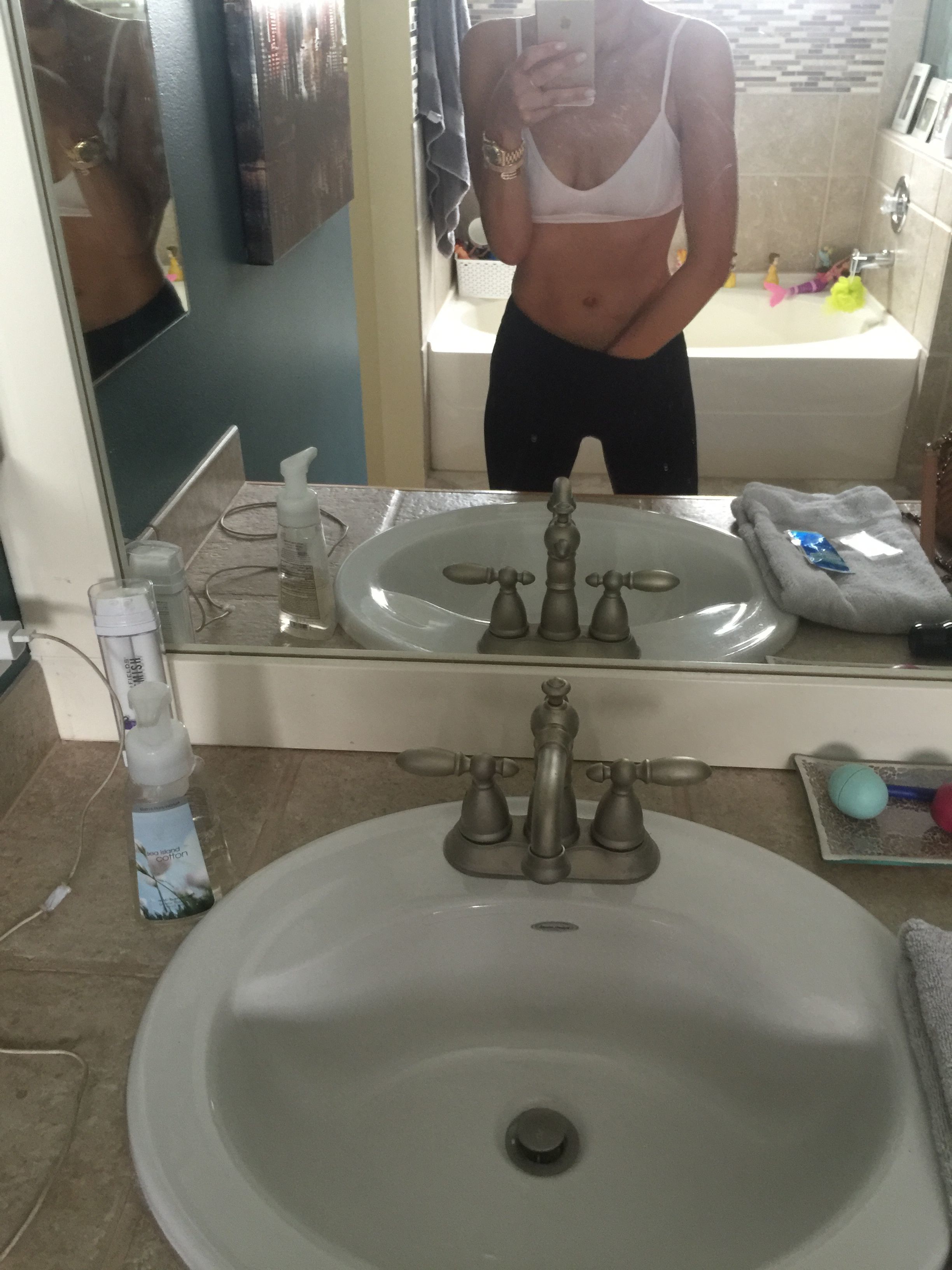 Don't put her name in the comments. Sports celeb — 29